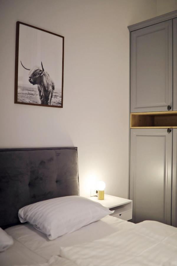 Stay Swanky Bed & Breakfast Zágráb Kültér fotó
