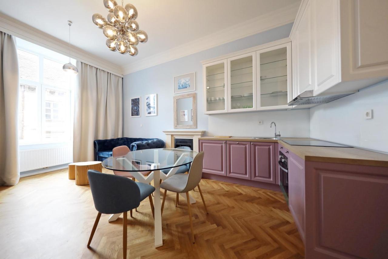 Stay Swanky Bed & Breakfast Zágráb Kültér fotó